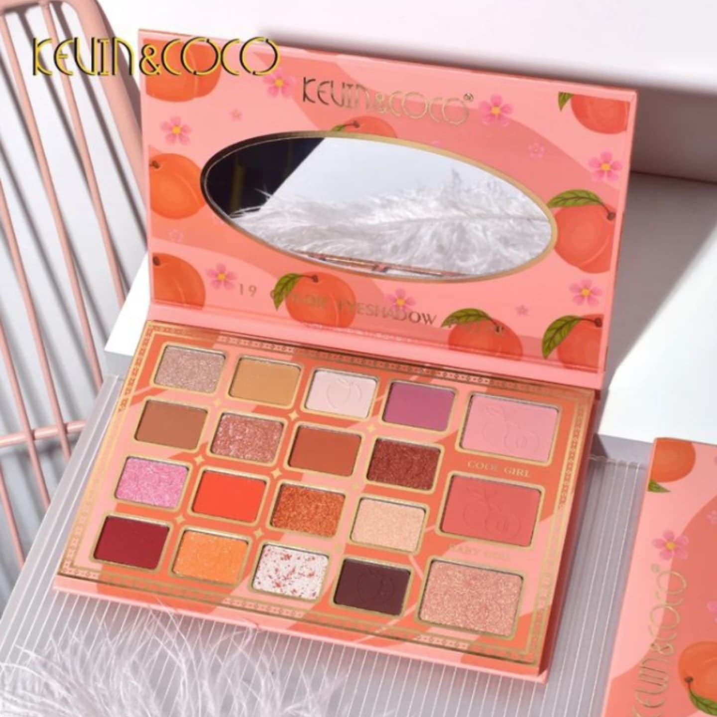 เซตสีส้ม Kevin & Coco 19 Colors eyeshadow palette อายแชโดว์ 19 สี สีสวย โทนสีส้มและโทนสีชมพู ติดทนยาวนาน แมท ชิมเมอร์ กลิตเตอร์